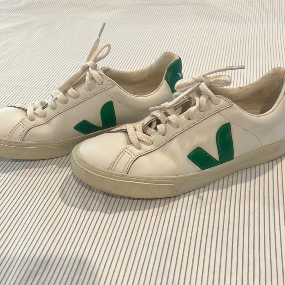 Veja Sneakers